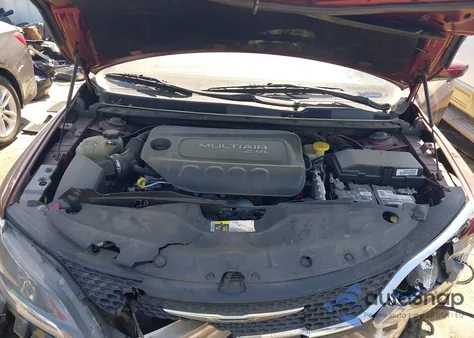 2015 Chrysler 200 Limited z USA, uszkodzony, nr VIN 1C3CCCAB5FN521673